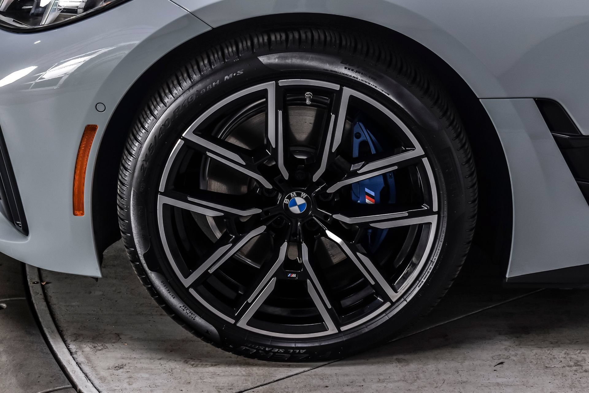 Used 2025 BMW i4 xDrive40i w/ M Sport Package AWD/4WD image 10