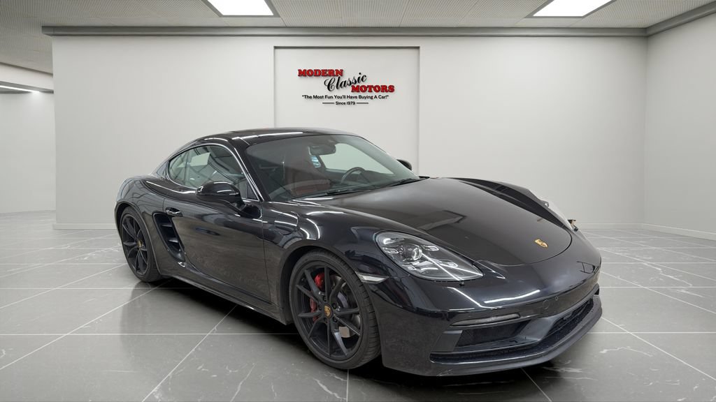 Used 2018 Porsche 718 Cayman GTS RWD image 1