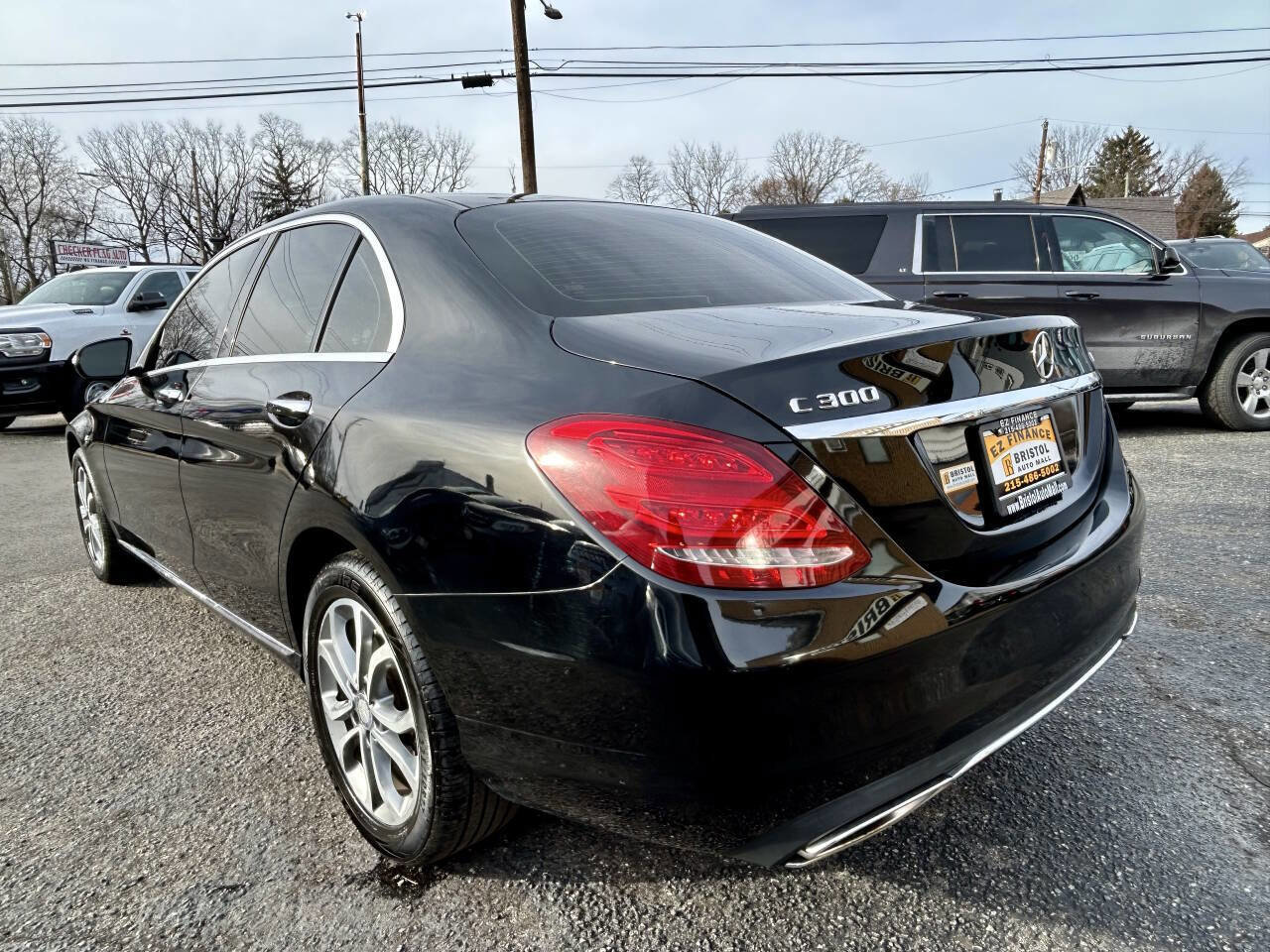 Used 2015 Mercedes-Benz C 300 4MATIC Sedan image 3