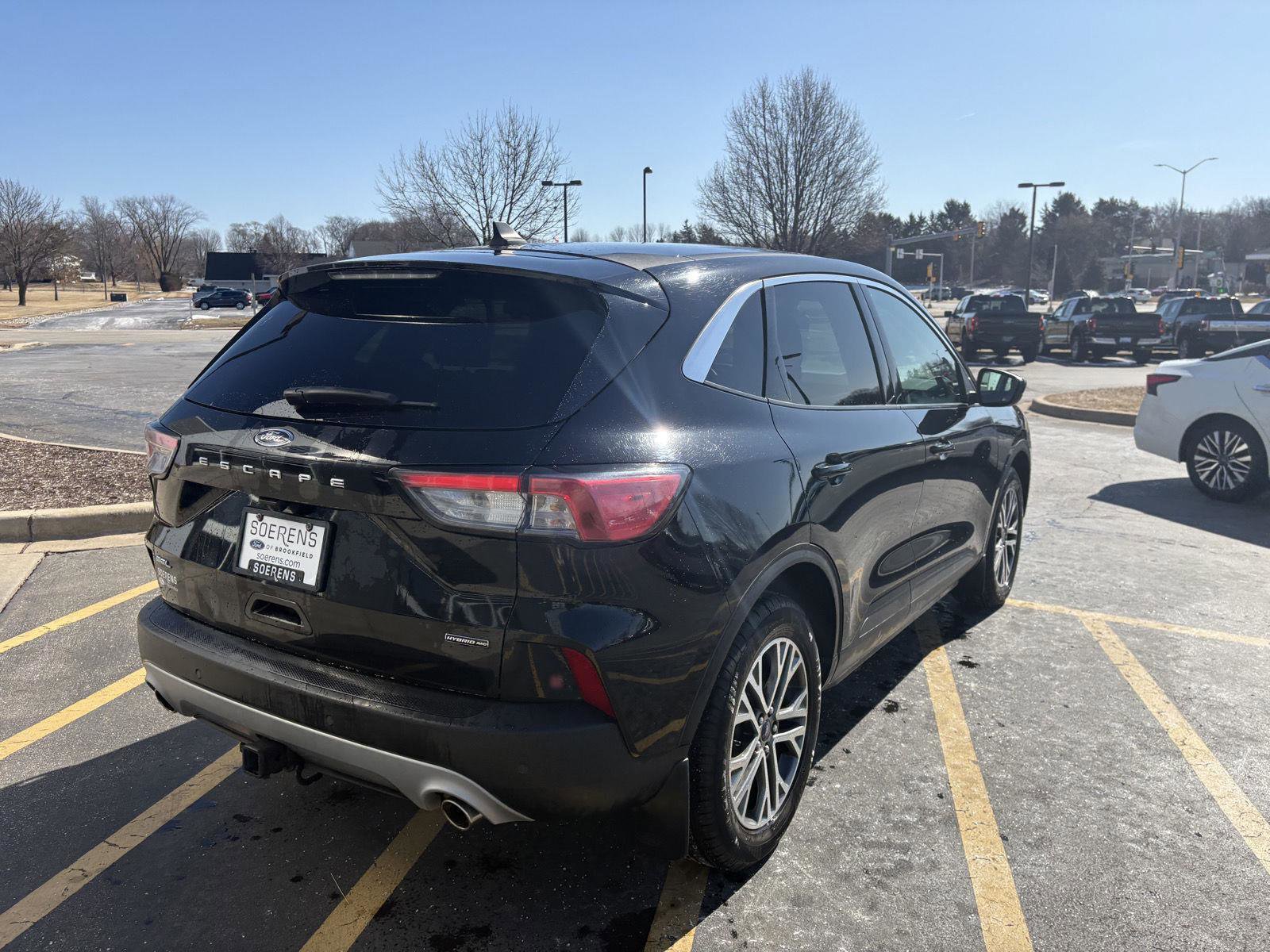 Used 2022 Ford Escape SEL w/ Class II Trailer Tow Package image 6