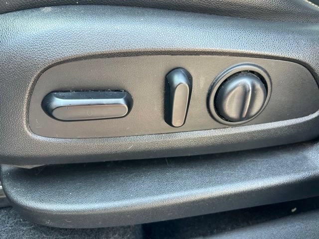 Used 2020 GMC Terrain SLT AWD/4WD image 28