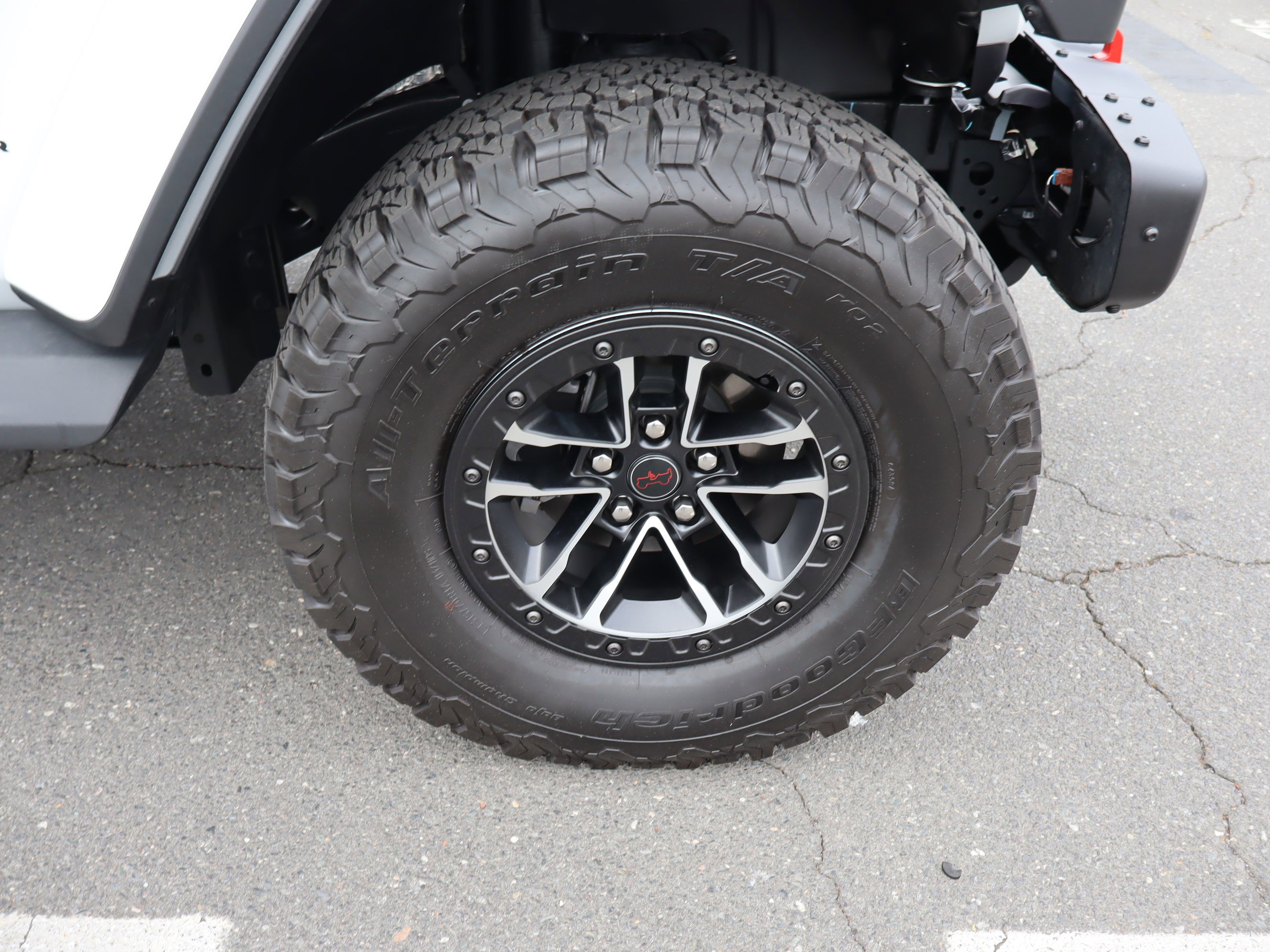 Used 2025 Jeep Wrangler Unlimited Rubicon AWD/4WD image 40