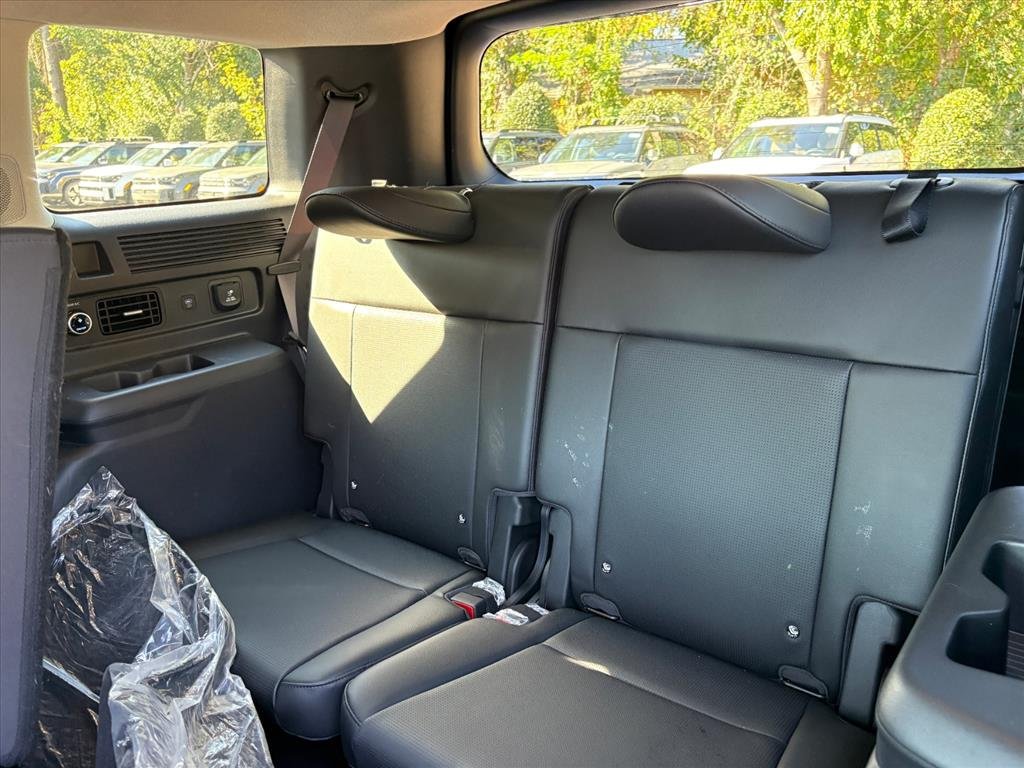 Certified 2025 Hyundai Santa Fe Limited AWD/4WD image 20