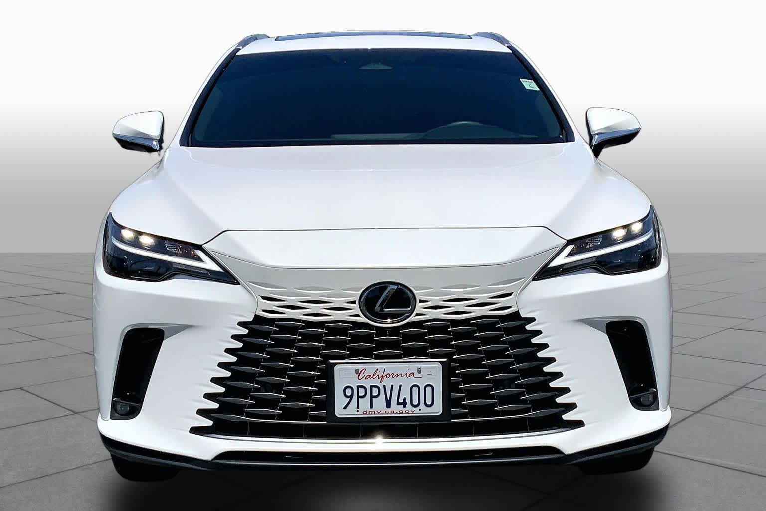 Used 2024 Lexus RX 350 Premium w/ Convenience Package FWD image 3
