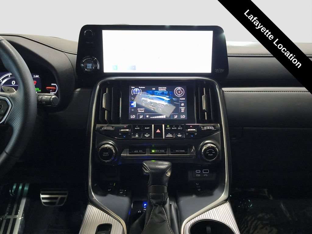Used 2024 Lexus LX 600 F Sport AWD/4WD image 14