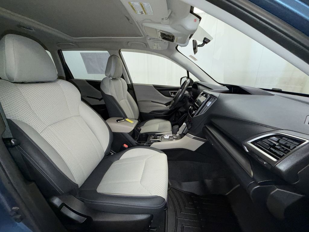 Used 2021 Subaru Forester Premium image 17