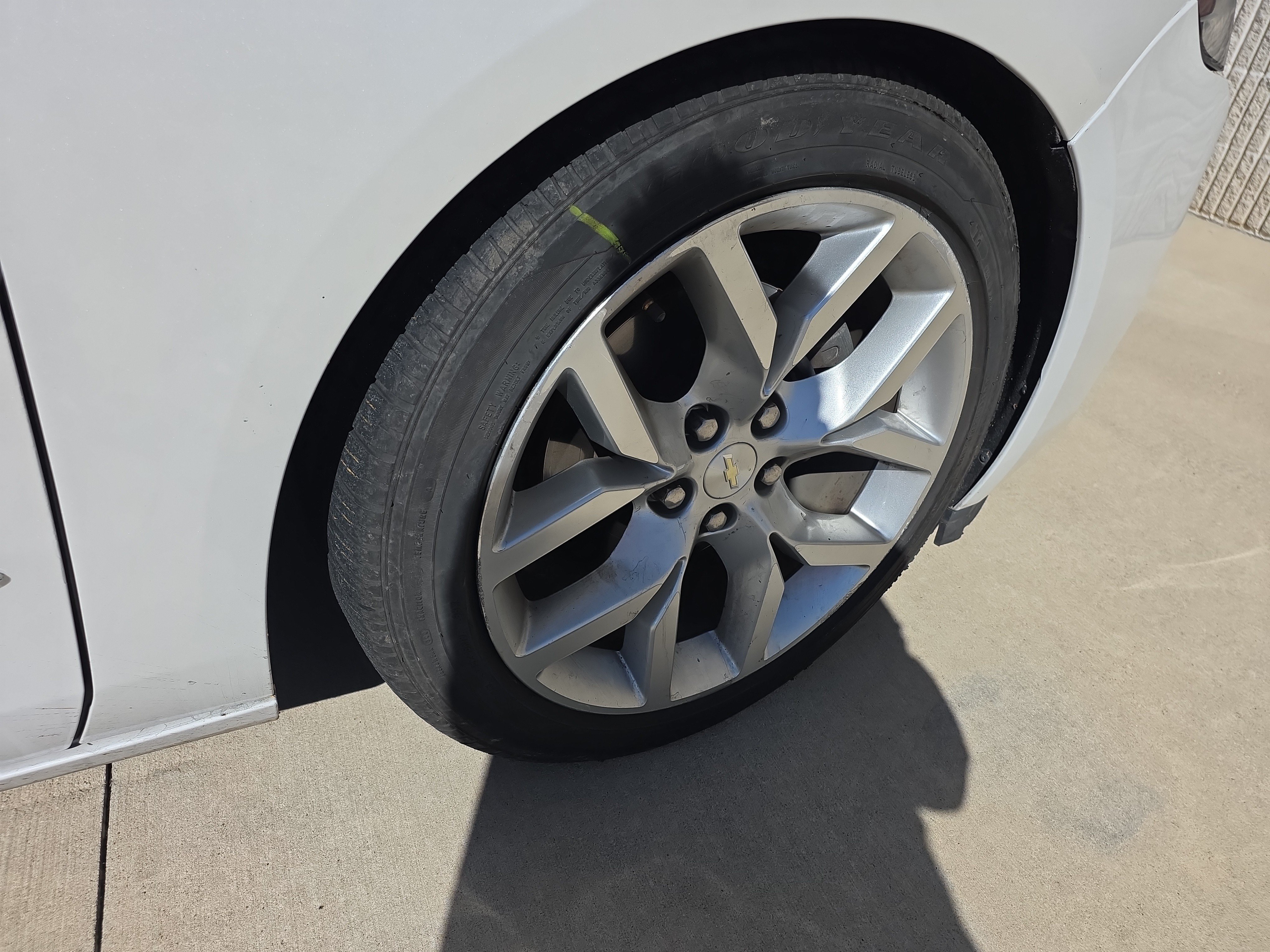 Used 2017 Chevrolet Impala Premier w/ Enhanced Convenience Package FWD image 8