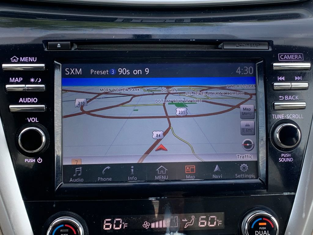 Used 2016 Nissan Murano Platinum w/ Platinum Technology Package FWD image 16