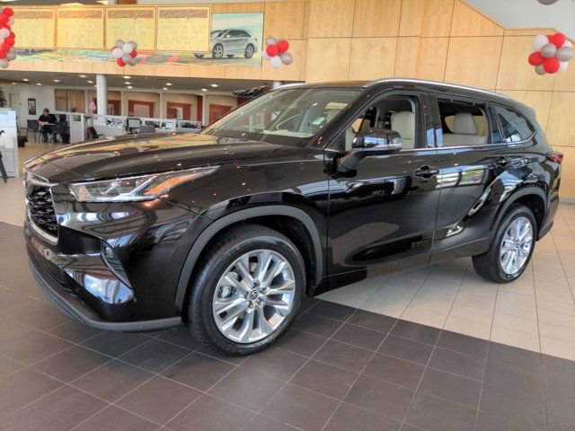 Used 2021 Toyota Highlander Limited image 8