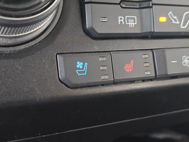 Used 2020 Ford F450 Limited w/ FX4 Off-Road Package image 29