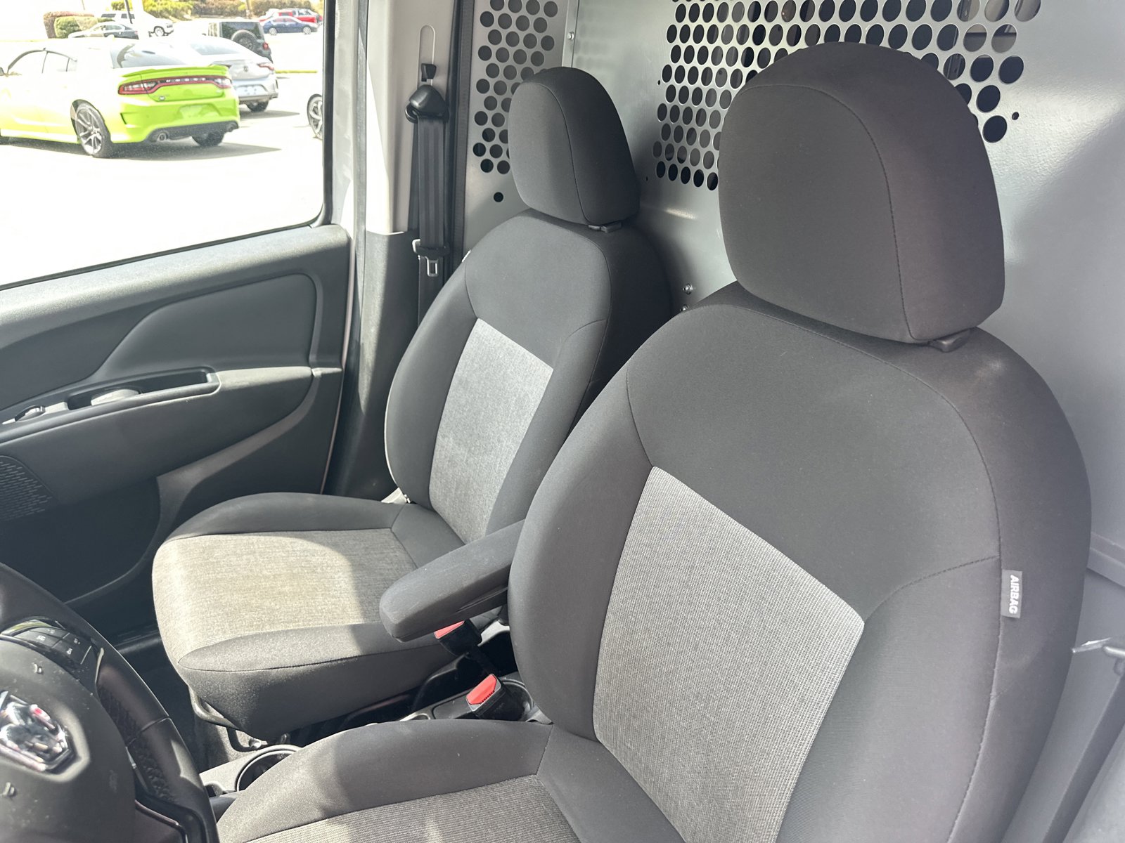 Used 2021 RAM ProMaster City Tradesman SLT FWD image 12
