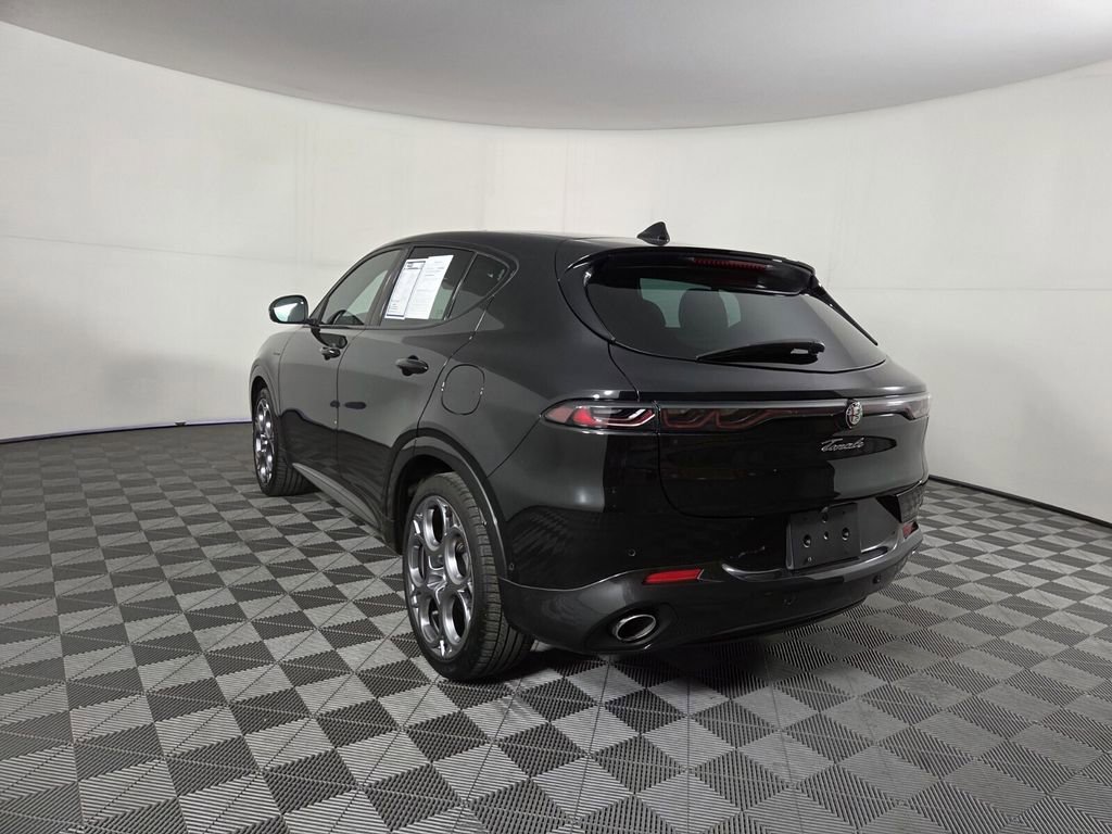 Used 2024 Alfa Romeo Tonale Veloce image 7