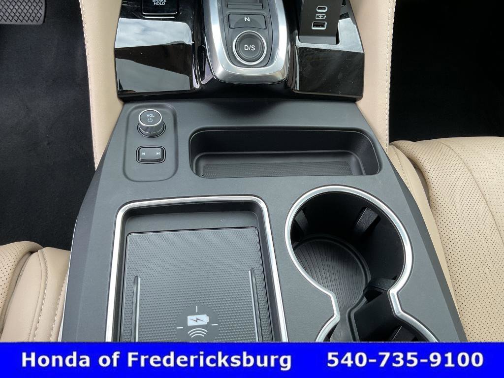 Used 2025 Acura MDX SH-AWD w/ Advance Package image 30