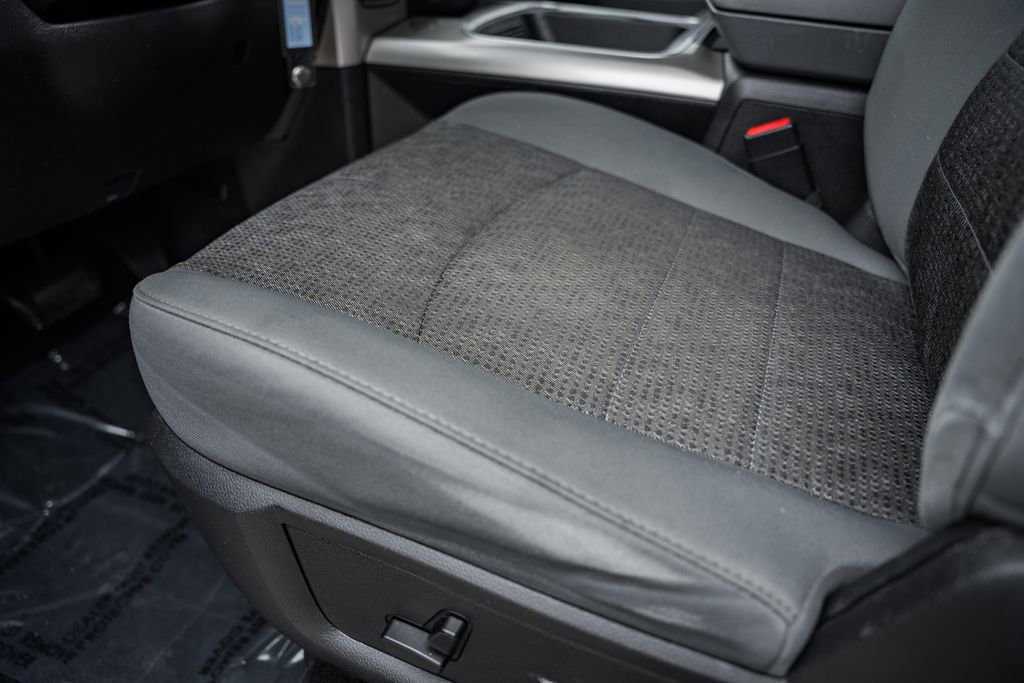 Used 2016 RAM 2500 Big Horn w/ Black Appearance Group image 42