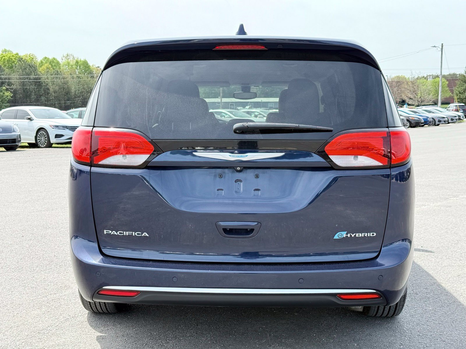 Used 2018 Chrysler Pacifica Touring Plus FWD image 11