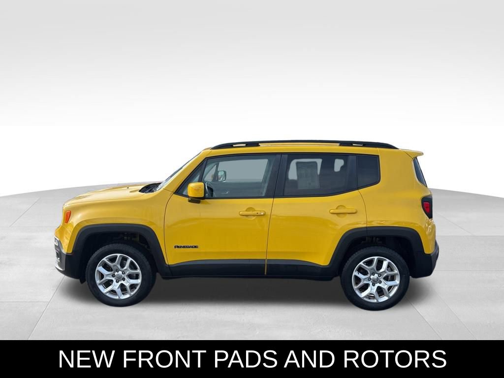 Used 2017 Jeep Renegade Latitude image 2