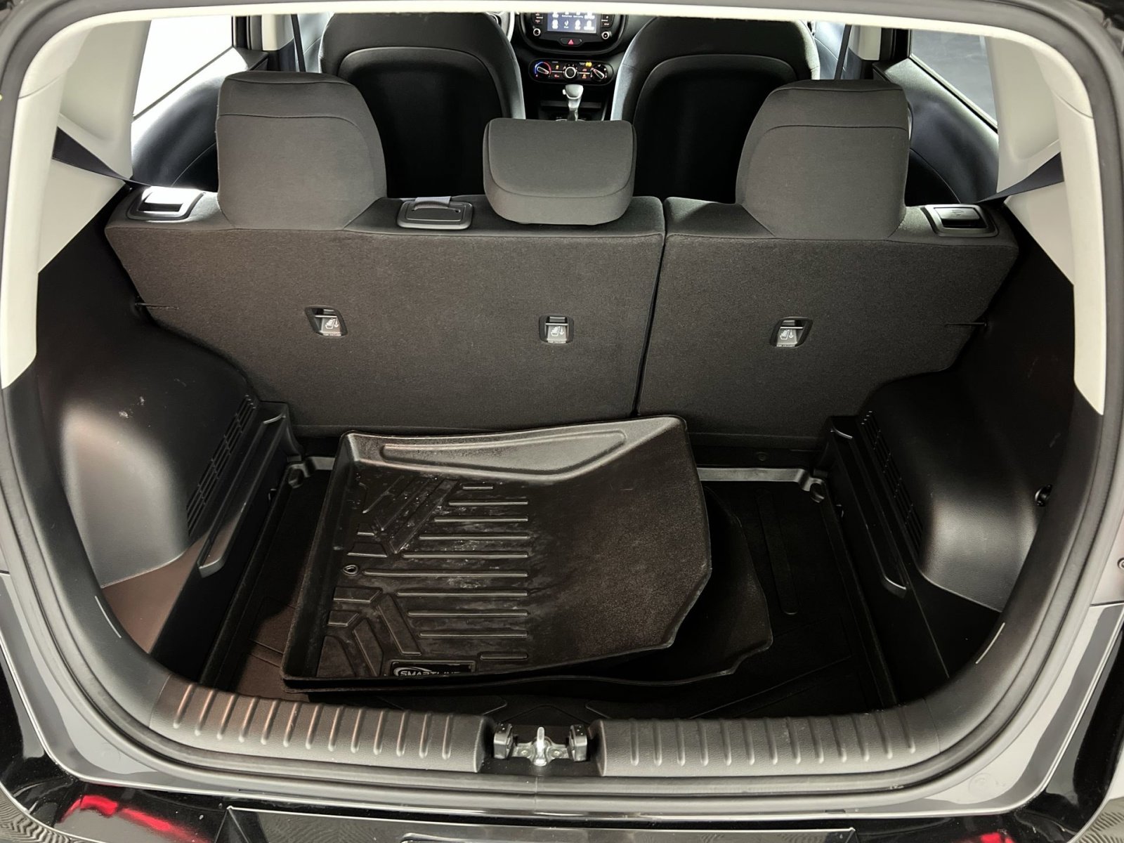 Used 2021 Kia Soul LX image 24