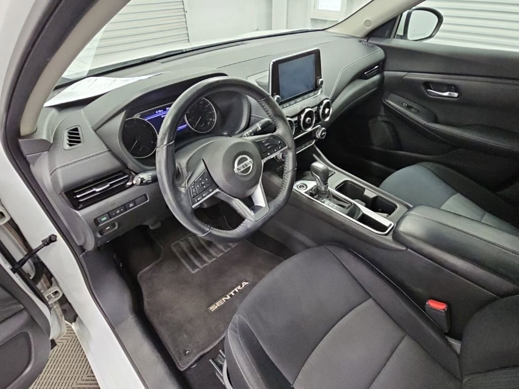 Used 2020 Nissan Sentra SV w/ Electronics Package FWD image 13