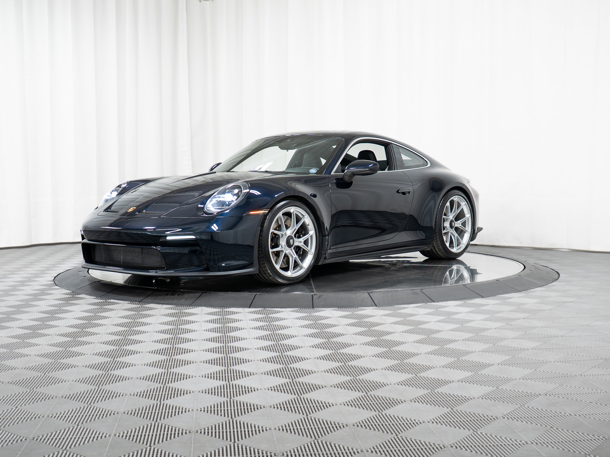 Used 2022 Porsche 911 GT3 image 35