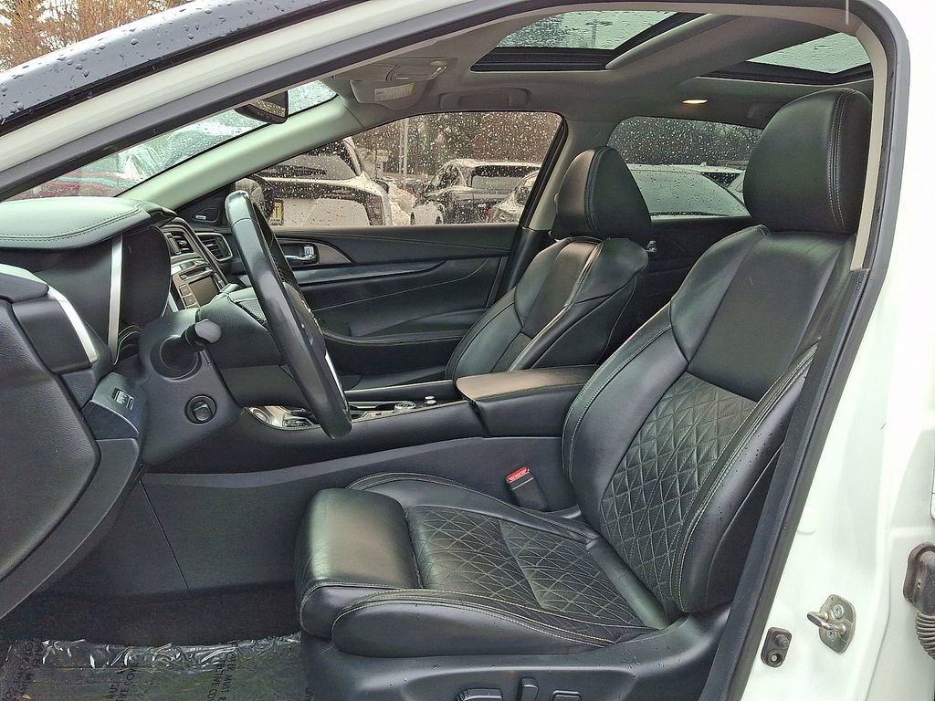 Used 2019 Nissan Maxima Platinum w/ Sport Mat Group image 15