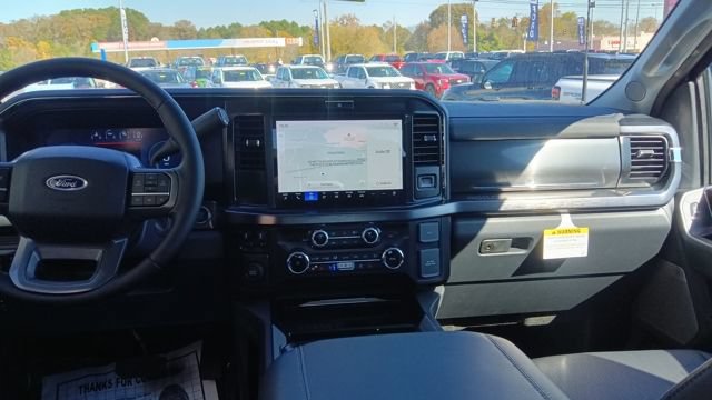 New 2026 Ford F350 Lariat RWD image 27