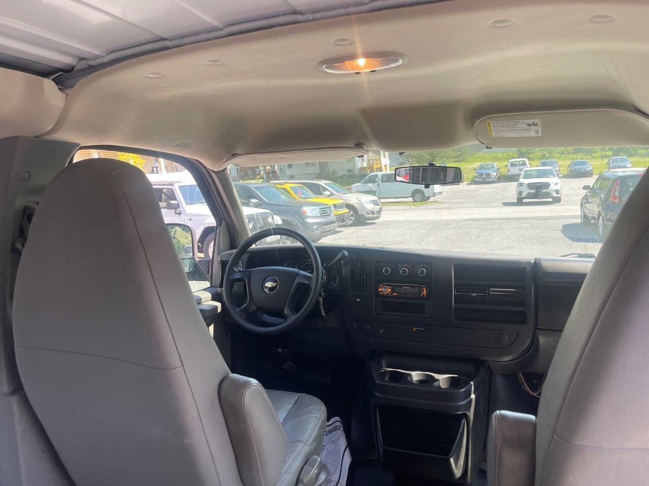 Used 2012 Chevrolet Express 1500 RWD image 25