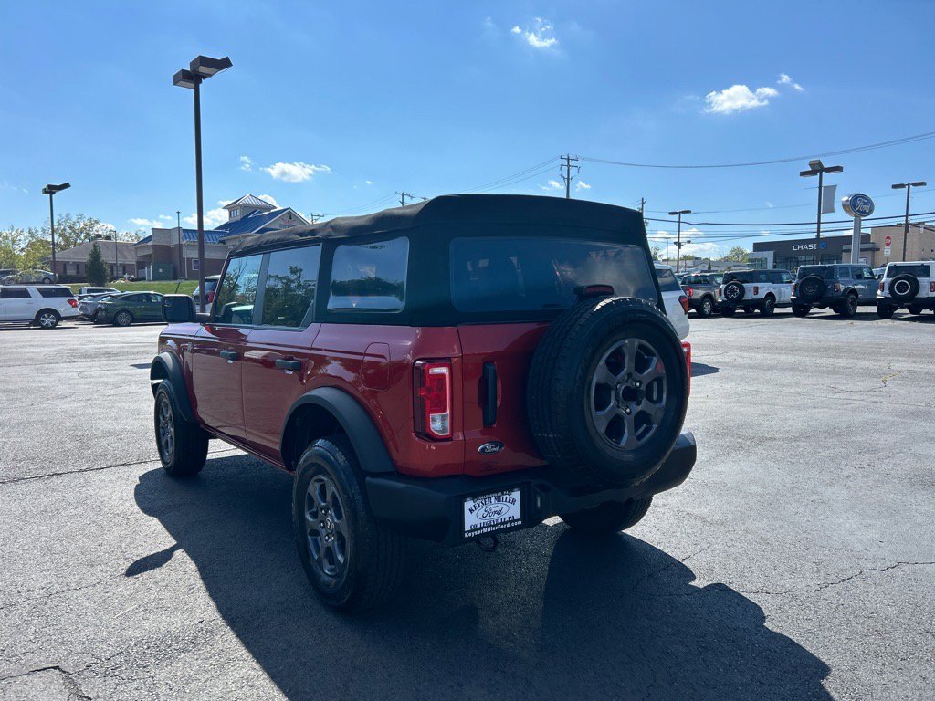 Used 2022 Ford Bronco Big Bend image 10