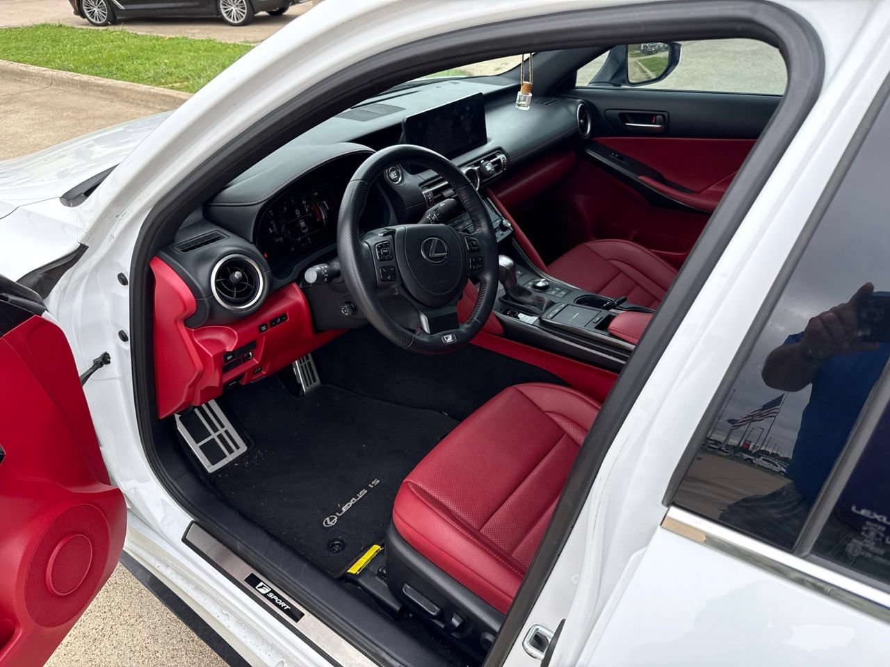 Used 2022 Lexus IS 350 F Sport w/ Navigation Package RWD image 20