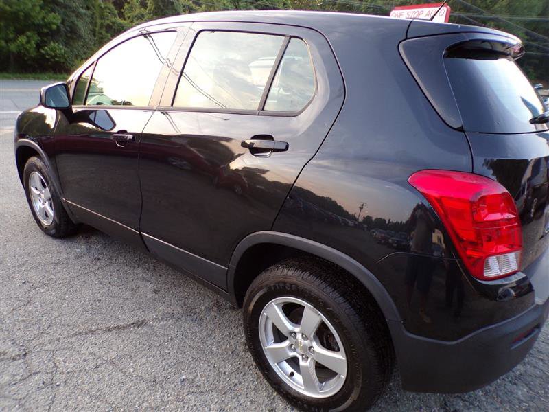 Used 2016 Chevrolet Trax LS image 12
