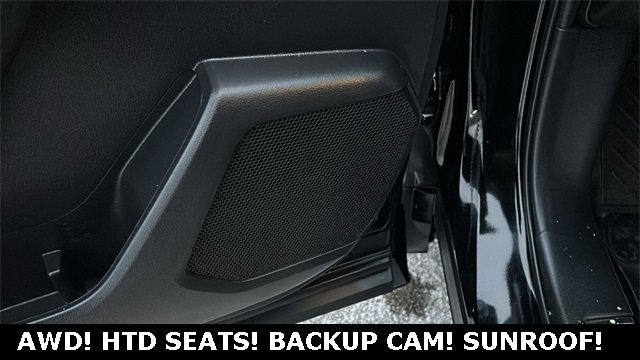 Used 2022 Toyota Highlander XLE image 11