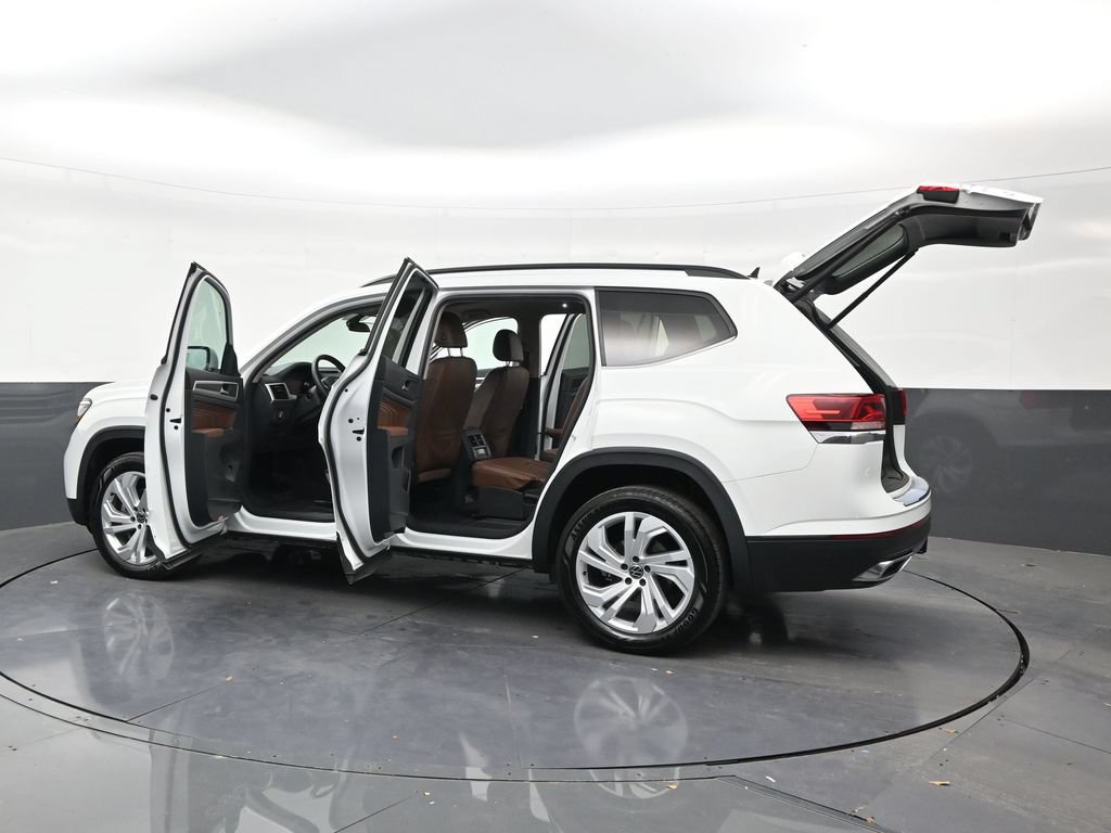Used 2023 Volkswagen Atlas SE w/ Panoramic Sunroof Package FWD image 31