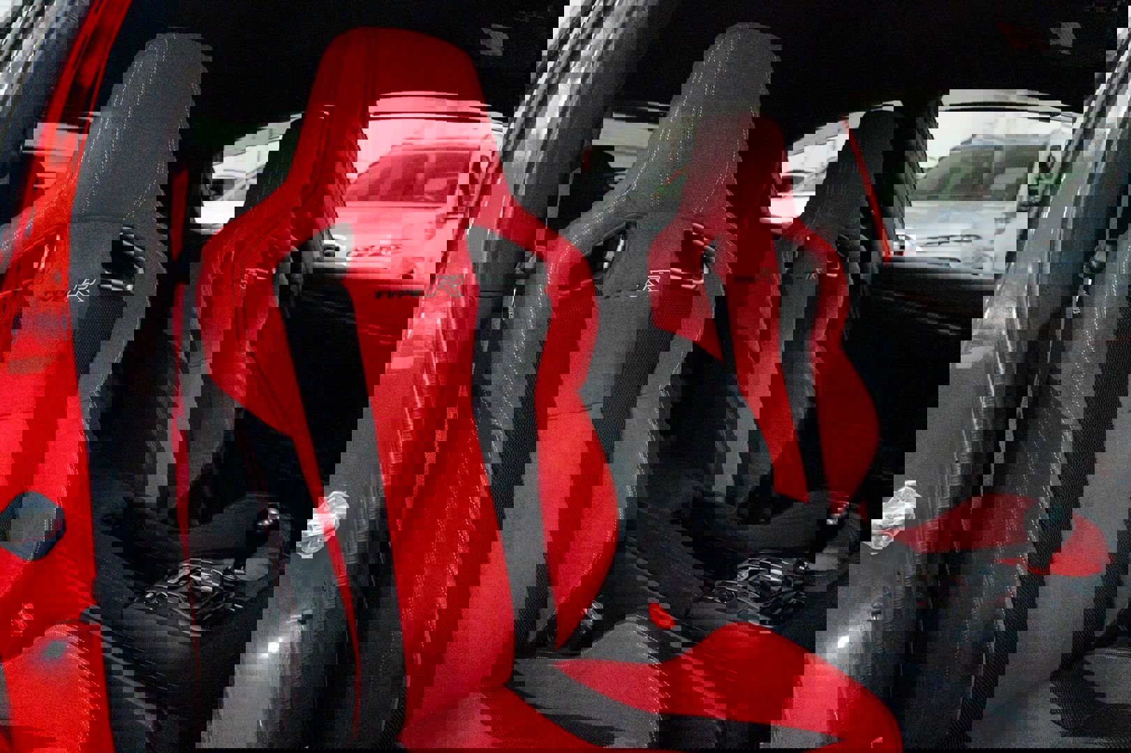 Used 2018 Honda Civic Type R image 39