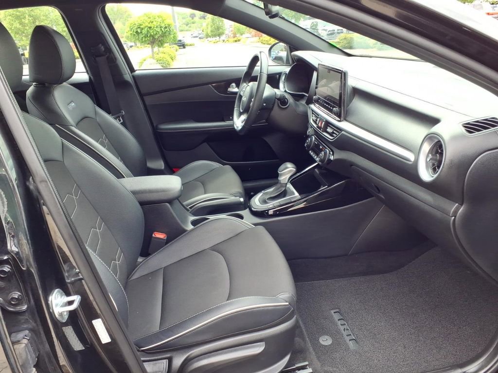 Used 2023 Kia Forte GT-Line FWD image 27