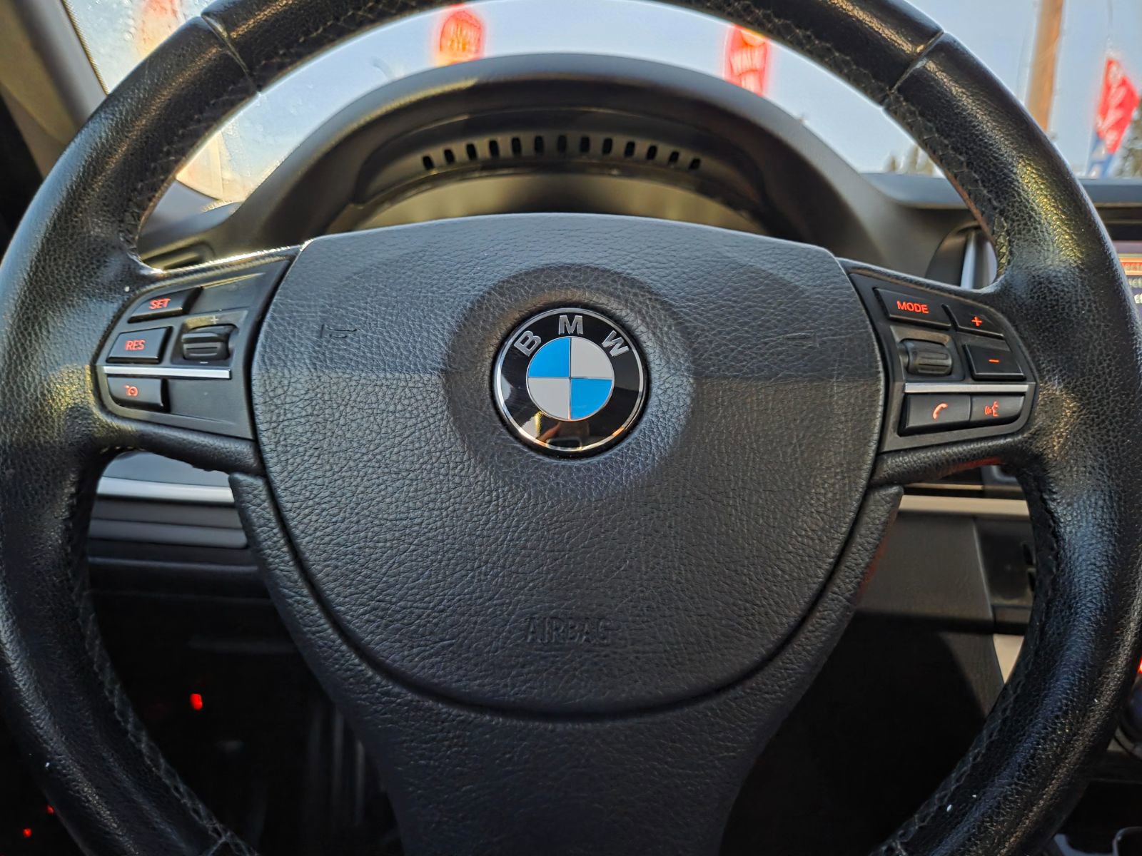 Used 2014 BMW 528i Sedan image 17