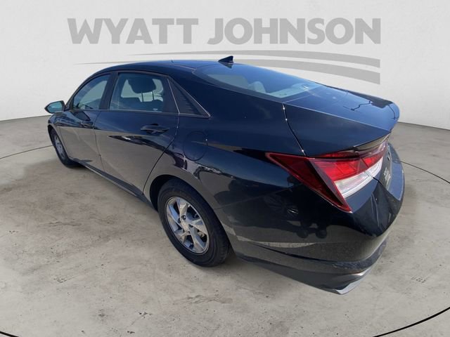 Used 2023 Hyundai Elantra SE FWD image 6