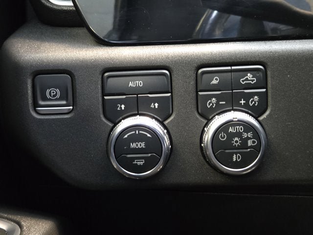 Used 2022 GMC Sierra 1500 SLT image 26