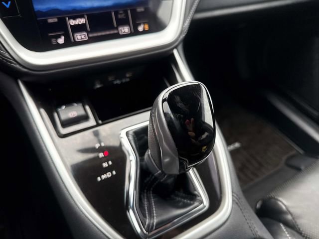 Used 2021 Subaru Outback Premium image 31