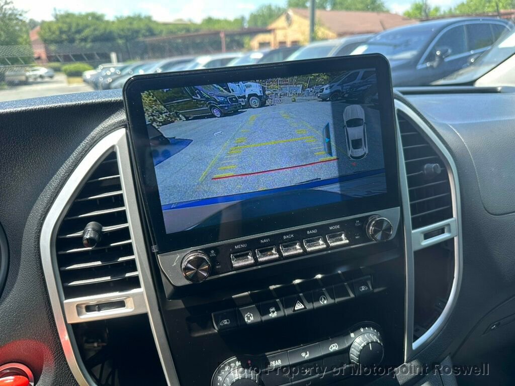 Used 2016 Mercedes-Benz Metris Passenger image 14