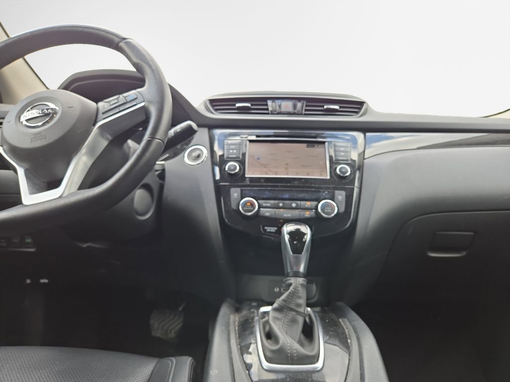 Used 2022 Nissan Rogue Sport SL AWD/4WD image 22