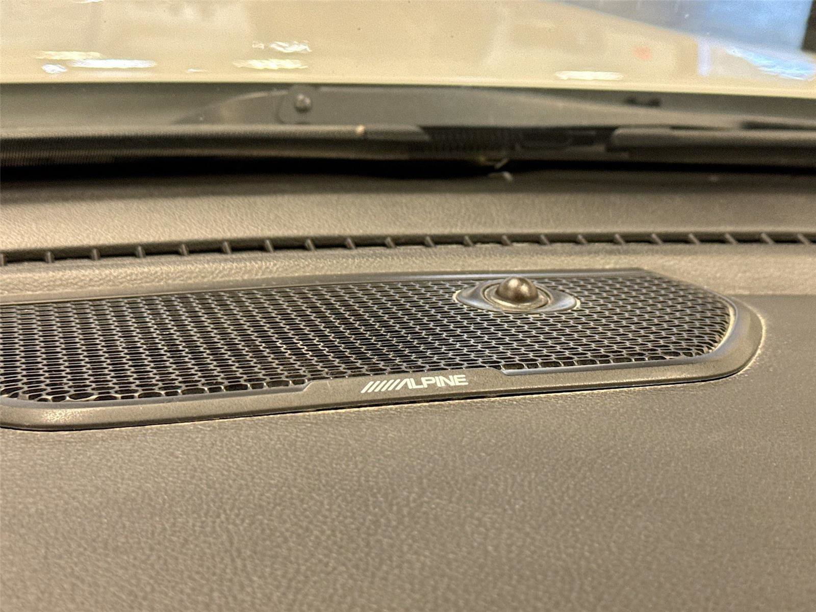 Used 2023 RAM 1500 Laramie AWD/4WD image 19