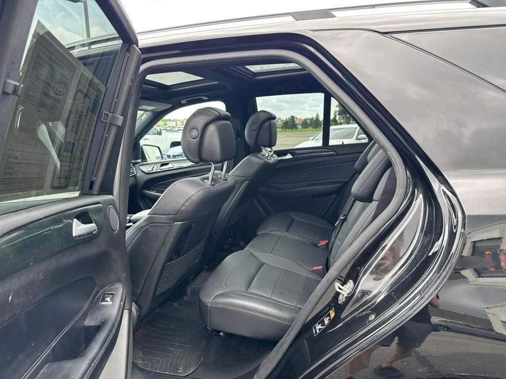 Used 2018 Mercedes-Benz GLE 350 4MATIC image 32