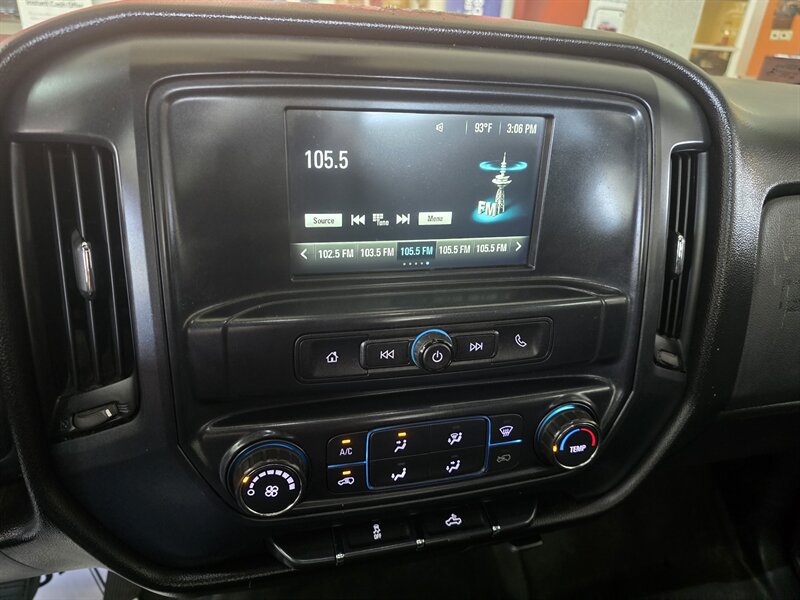 Used 2018 Chevrolet Silverado 1500 W/T RWD image 19