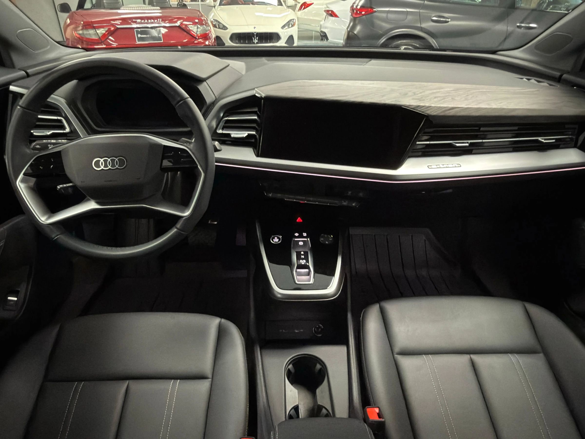 Used 2024 Audi Q4 e-tron Premium Plus w/ Premium Plus image 21