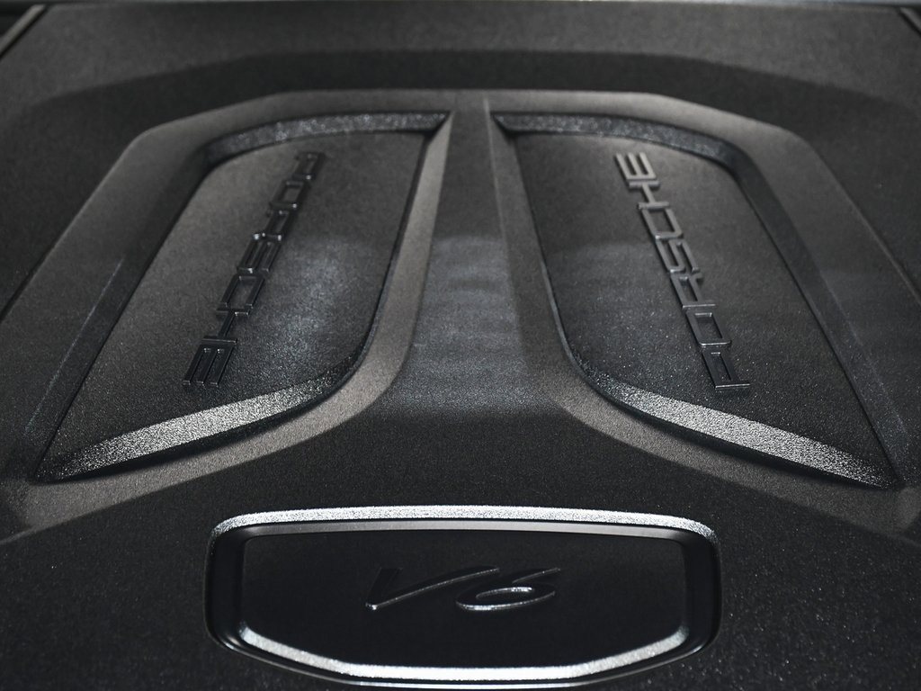 Used 2024 Porsche Cayenne S image 83