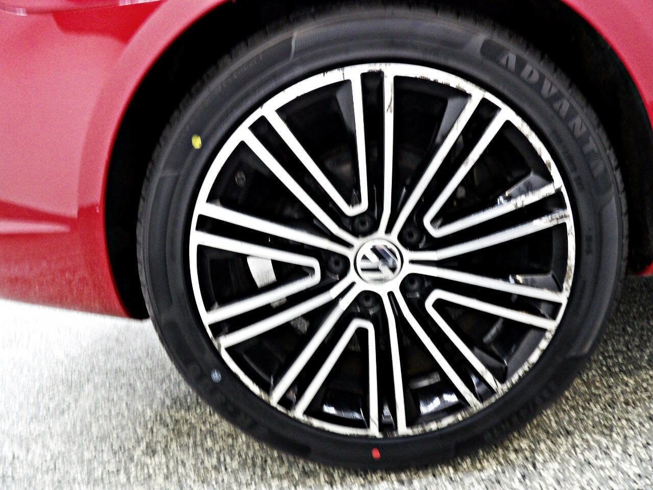 Used 2014 Volkswagen Eos image 17