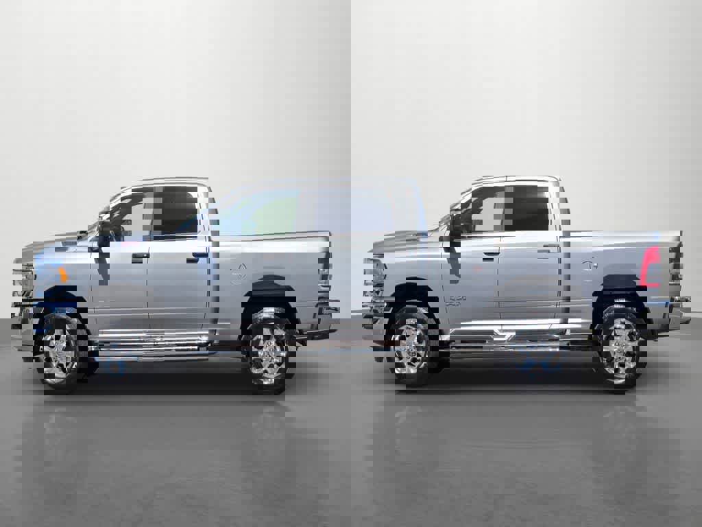 Used 2024 RAM 2500 Big Horn image 3