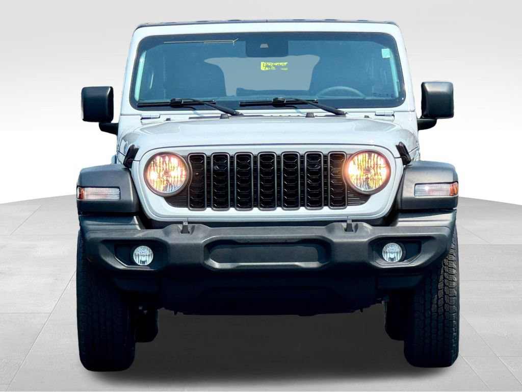 Used 2024 Jeep Wrangler Unlimited Sport AWD/4WD image 2