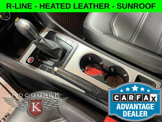 Used 2020 Volkswagen Passat 2.0T R-Line FWD image 17