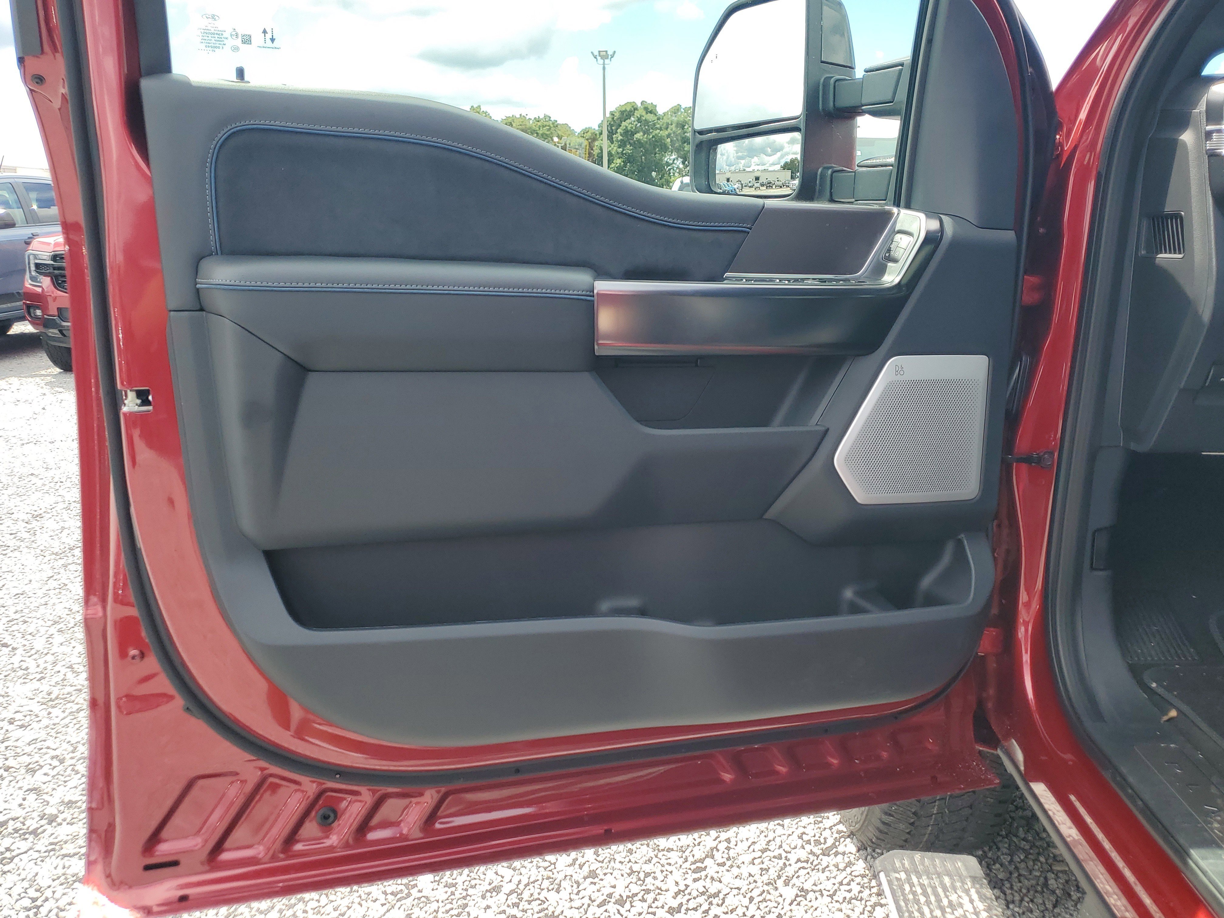 New 2026 Ford F250 Platinum image 15