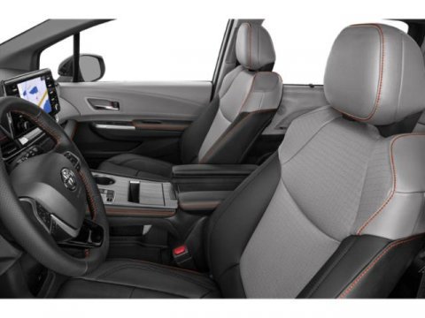 New 2025 Toyota Sienna XSE image 12